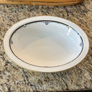 Royal Doulton White and Gold Trimmed Oval Bowl Princeton